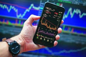 Smartphone mit digitalen Daten